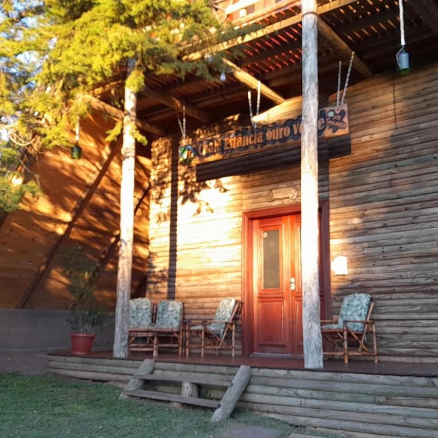 Chale Estancia Ouro Verde لاجيس المظهر الخارجي الصورة